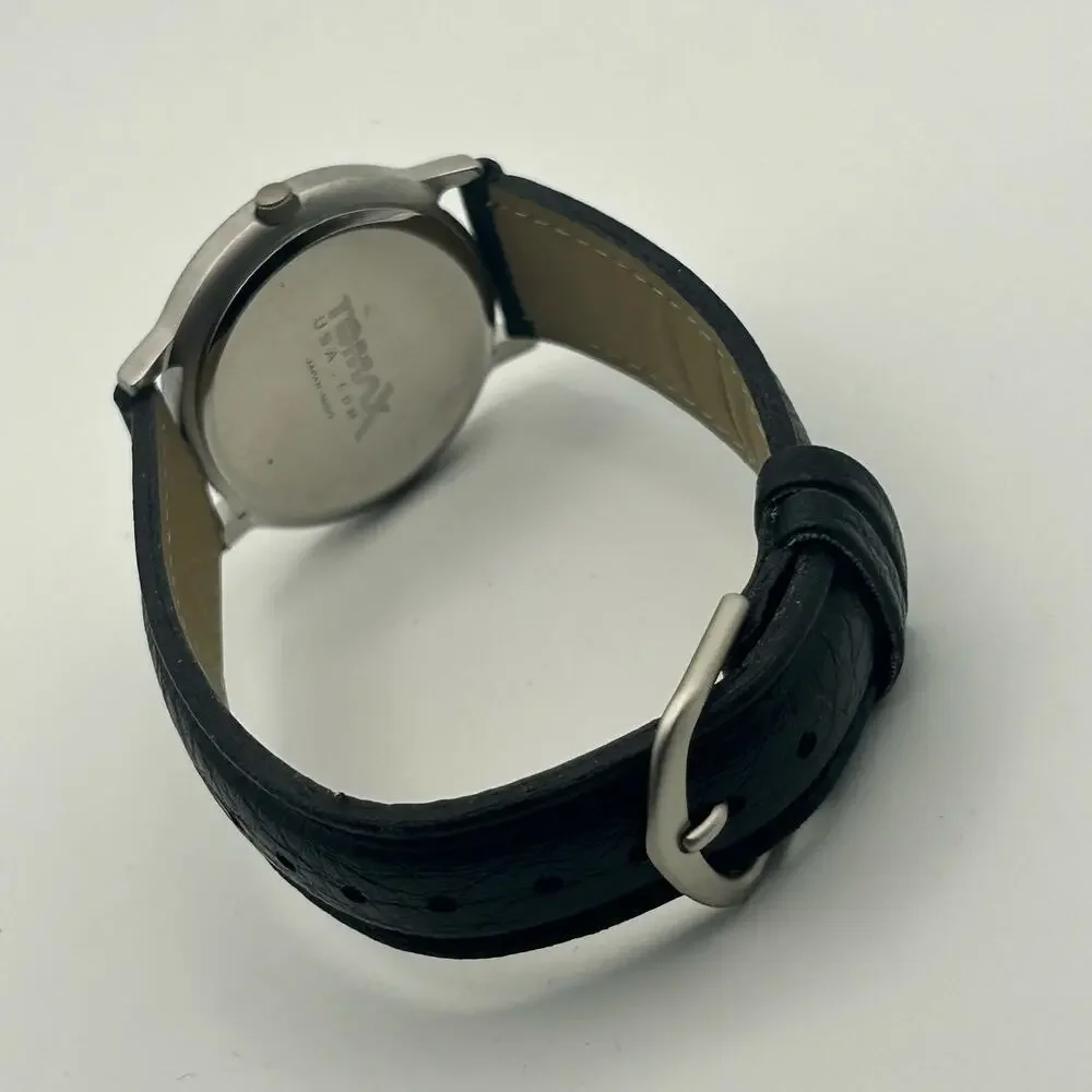Momentum White Dial Black Leather Minimalist Watch Working New Battery